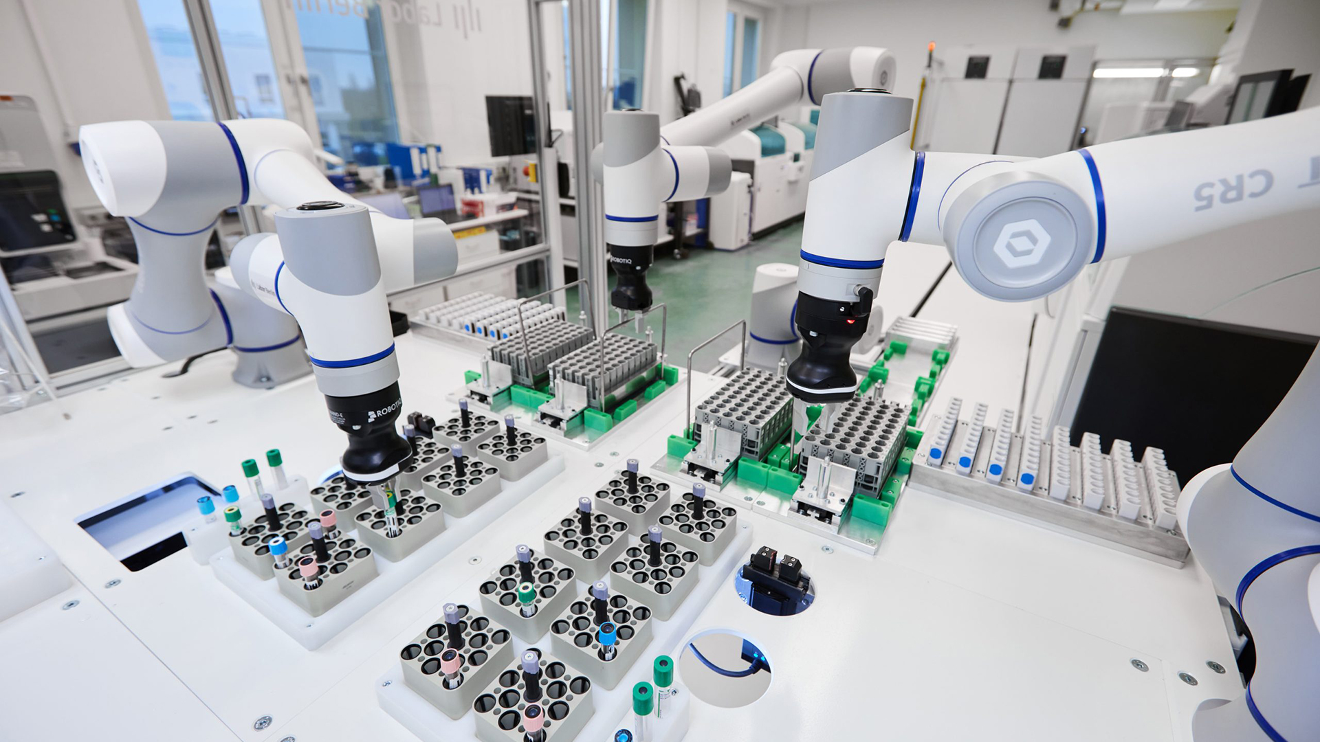 科研實驗室自動化,樣本處理機器人,液體處理機器人,移液分裝自動化、歐洲最大臨床實驗室