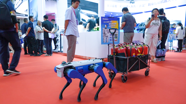 多足仿生機器人