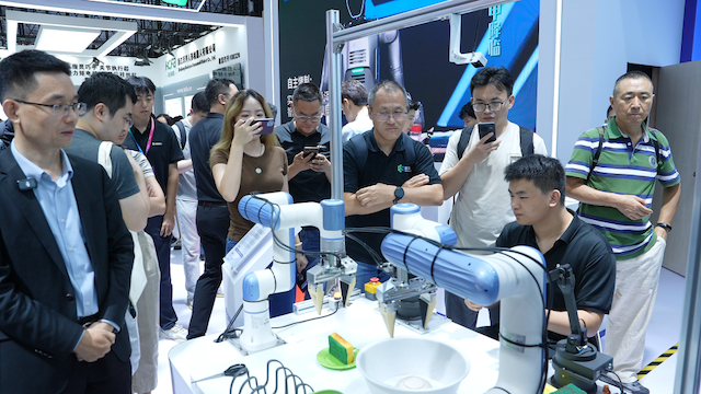 多足仿生機器人