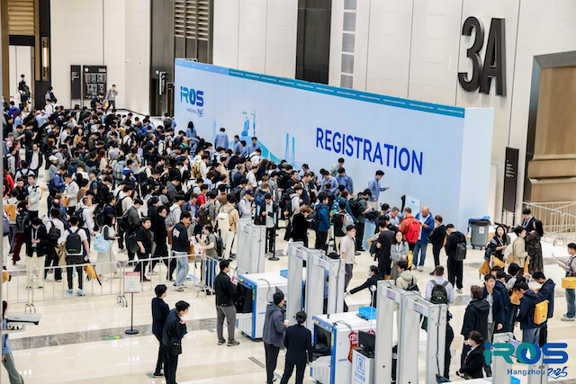 IROS 2025展示三大突破