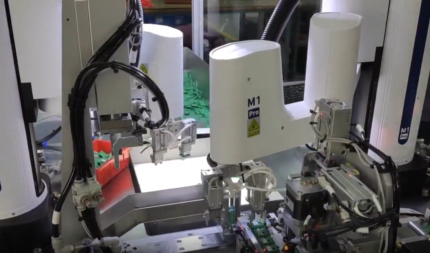 越疆,越疆科技,越疆機器人,DOBOT M1 Pro,M1 Pro協作機器人,四軸協作機器人,四軸協作 SCARA 機器人,四軸機器人廠家、3C 零部件分揀