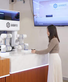 高穩定性搬運機器人,柔性產線協作機器人,食品碼垛,重載搬運自動化方案-新零售